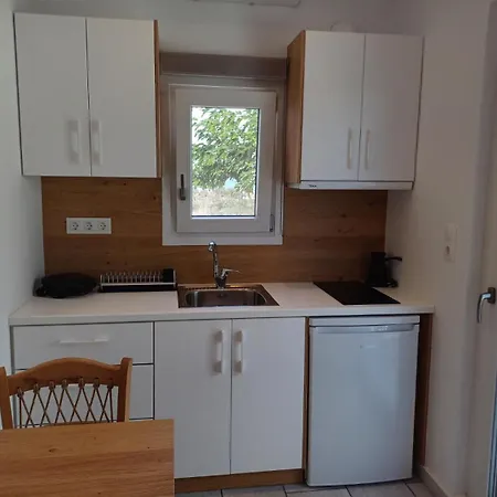 Dina's Diamond Apartment *