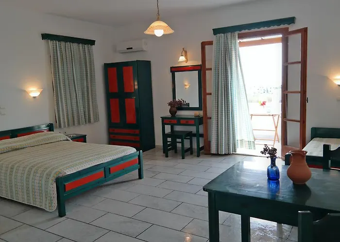 Dina's Diamond Apartman *