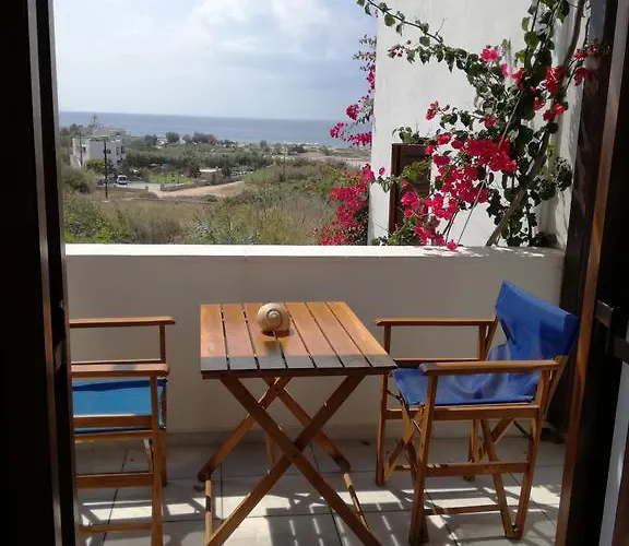 Dina's Diamond Apartman *